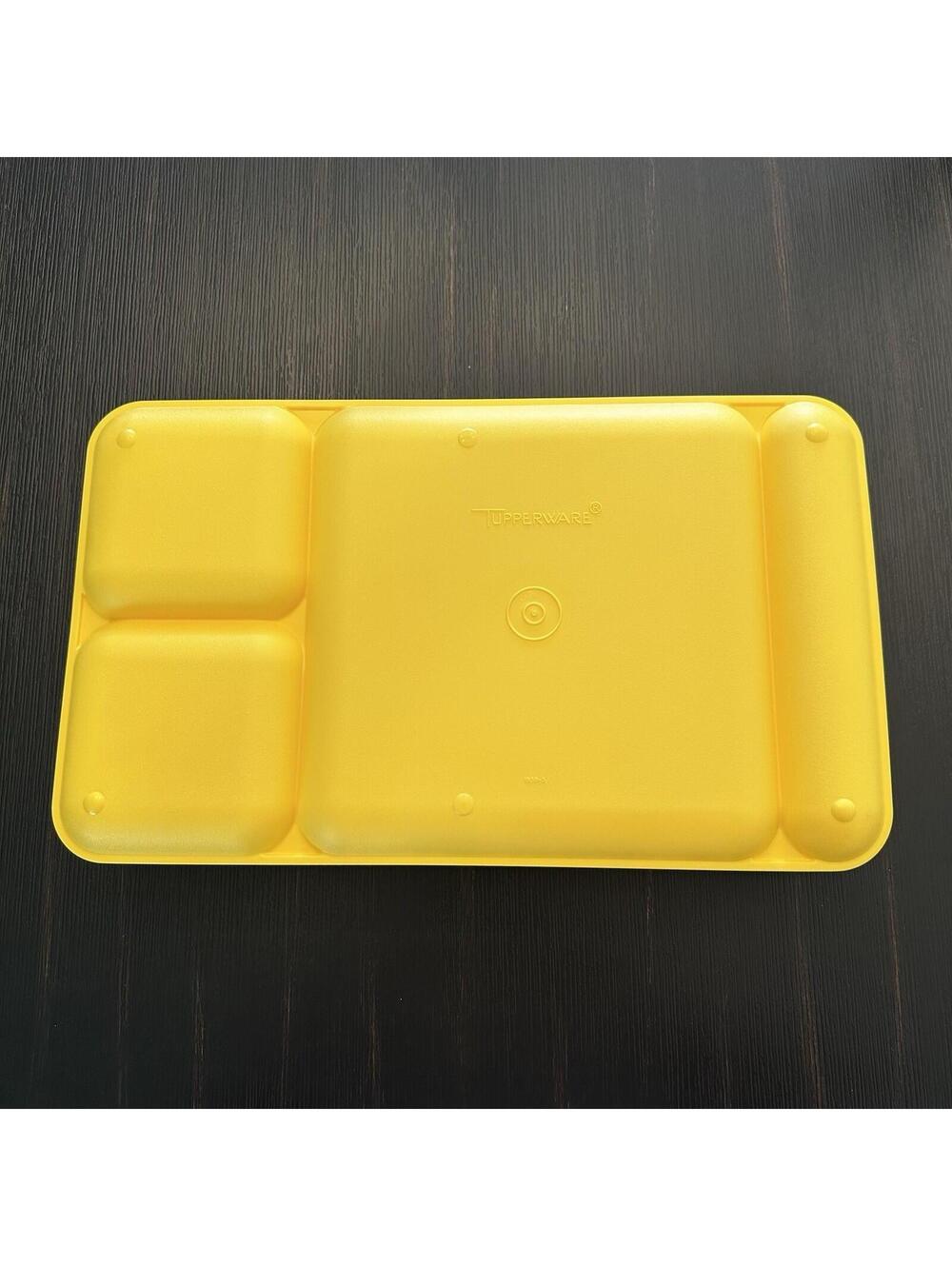 8 Tupperware Divided Lunch Trays Yellow 1535-3 & 1535-4 Picnic BBQ EUC - Picture 3 of 7